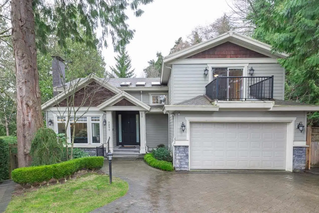 Photo 1 of 37 at 5890 Braemar Avenue
