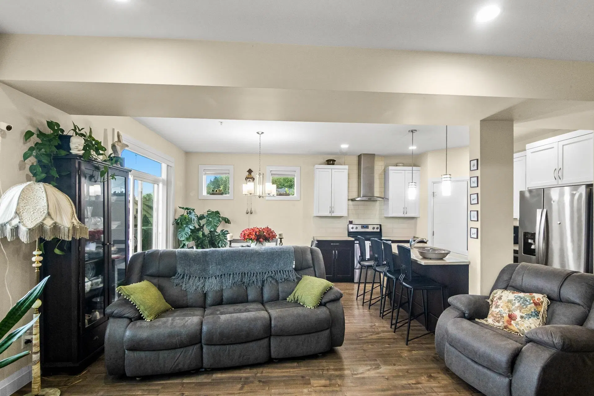 Photo 2 of 40 at #38 – 47042 Macfarlane Place