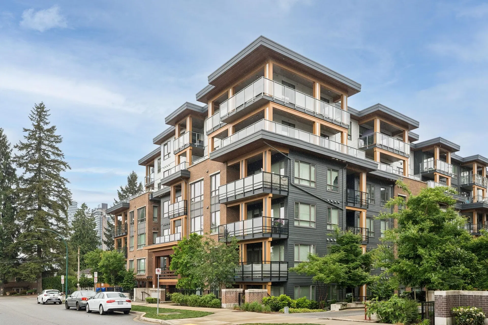 #612 – 721 Anskar Court