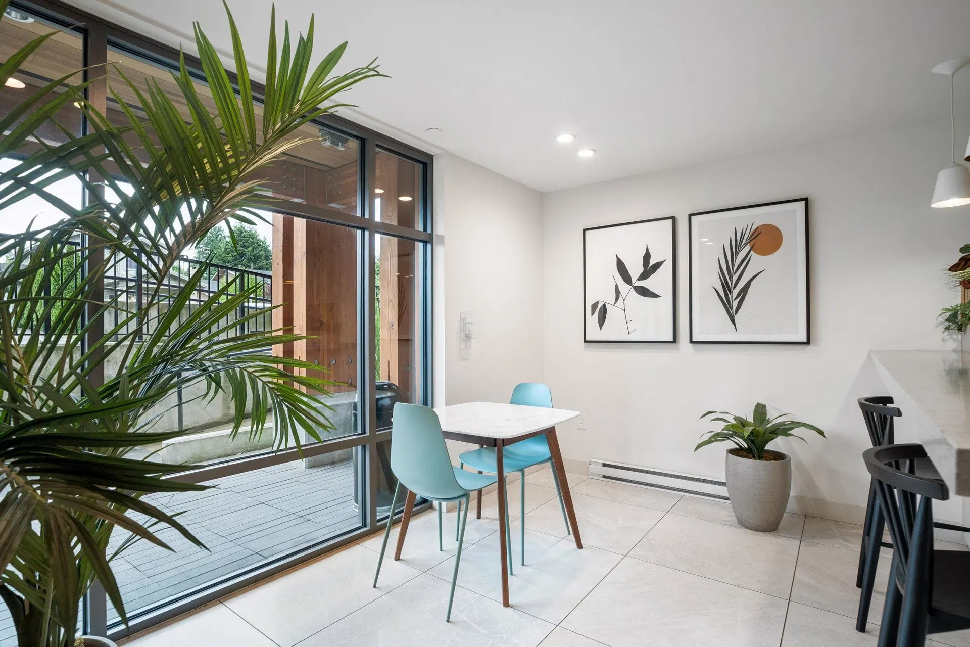 Photo 5 of 39 at #612 – 721 Anskar Court