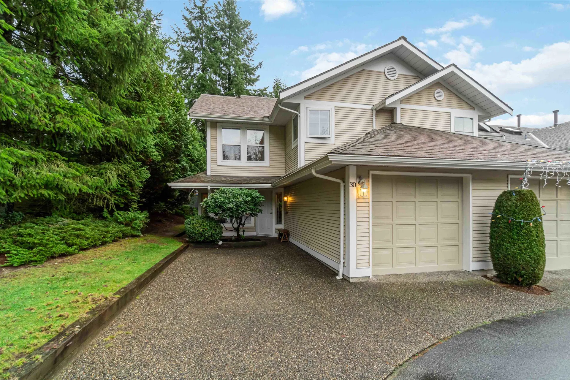 Photo 3 of 37 at #30 – 2590 Panorama Drive