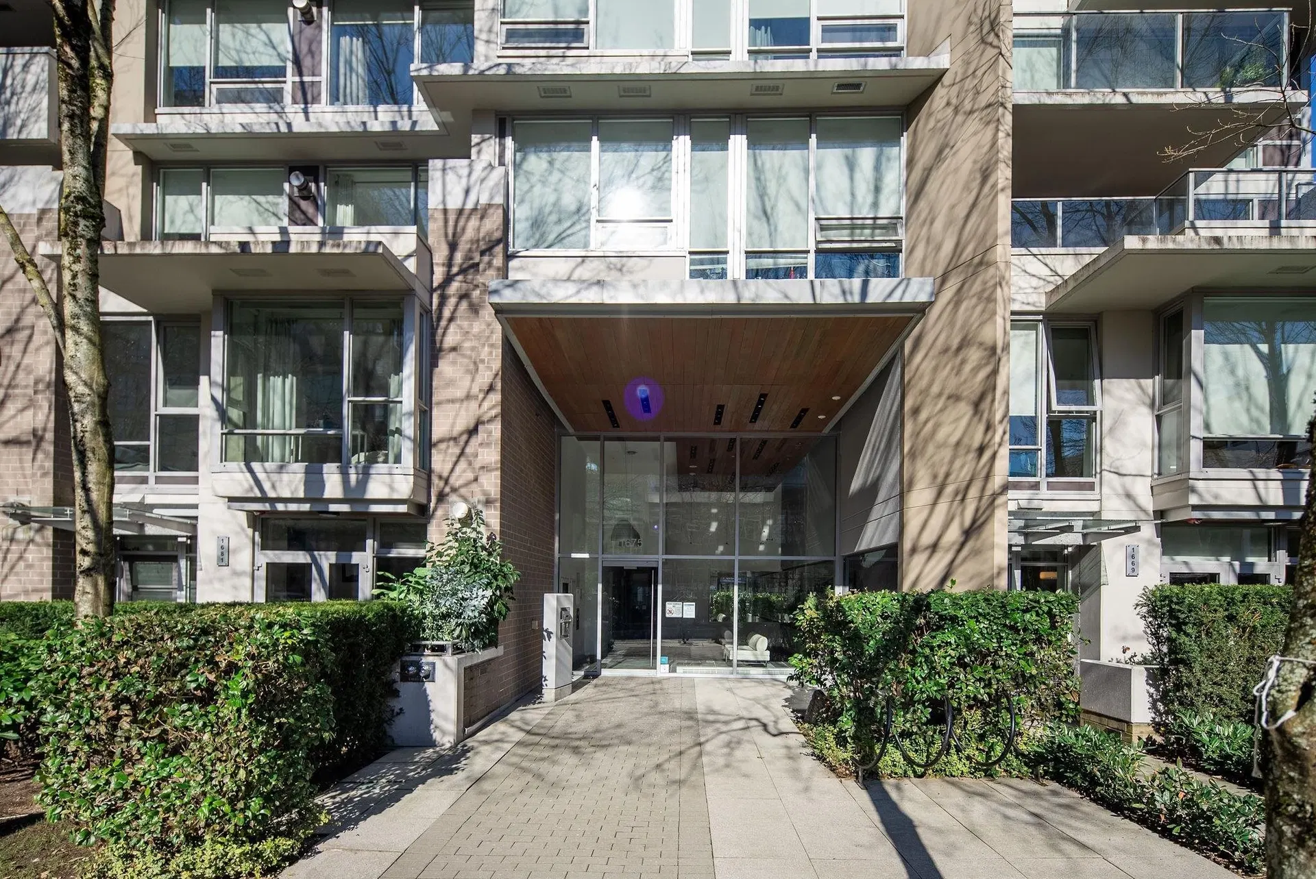 Photo 2 of 34 at #504 – 1675 W 8 Avenue