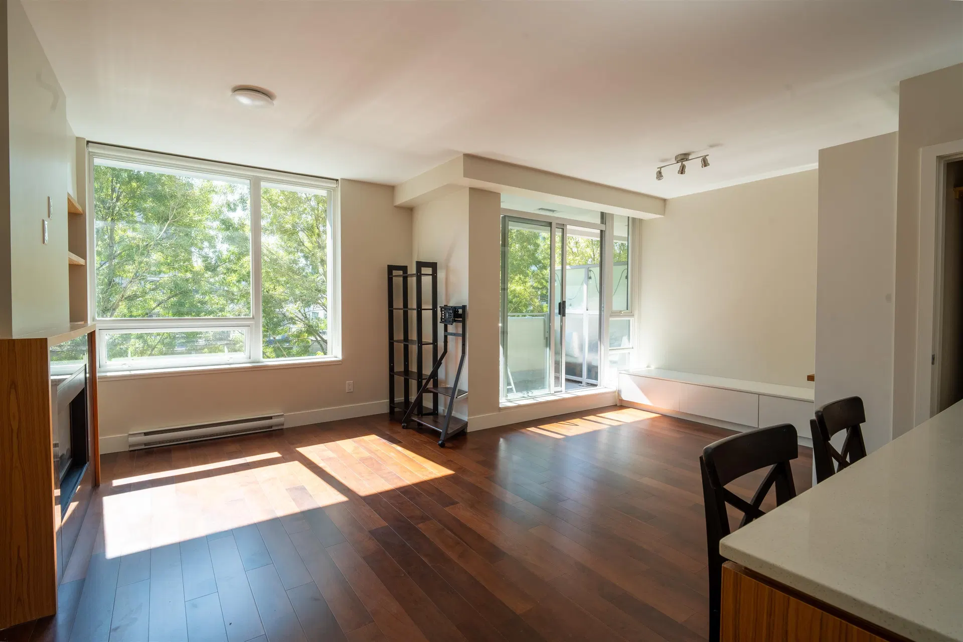 Photo 4 of 34 at #504 – 1675 W 8 Avenue