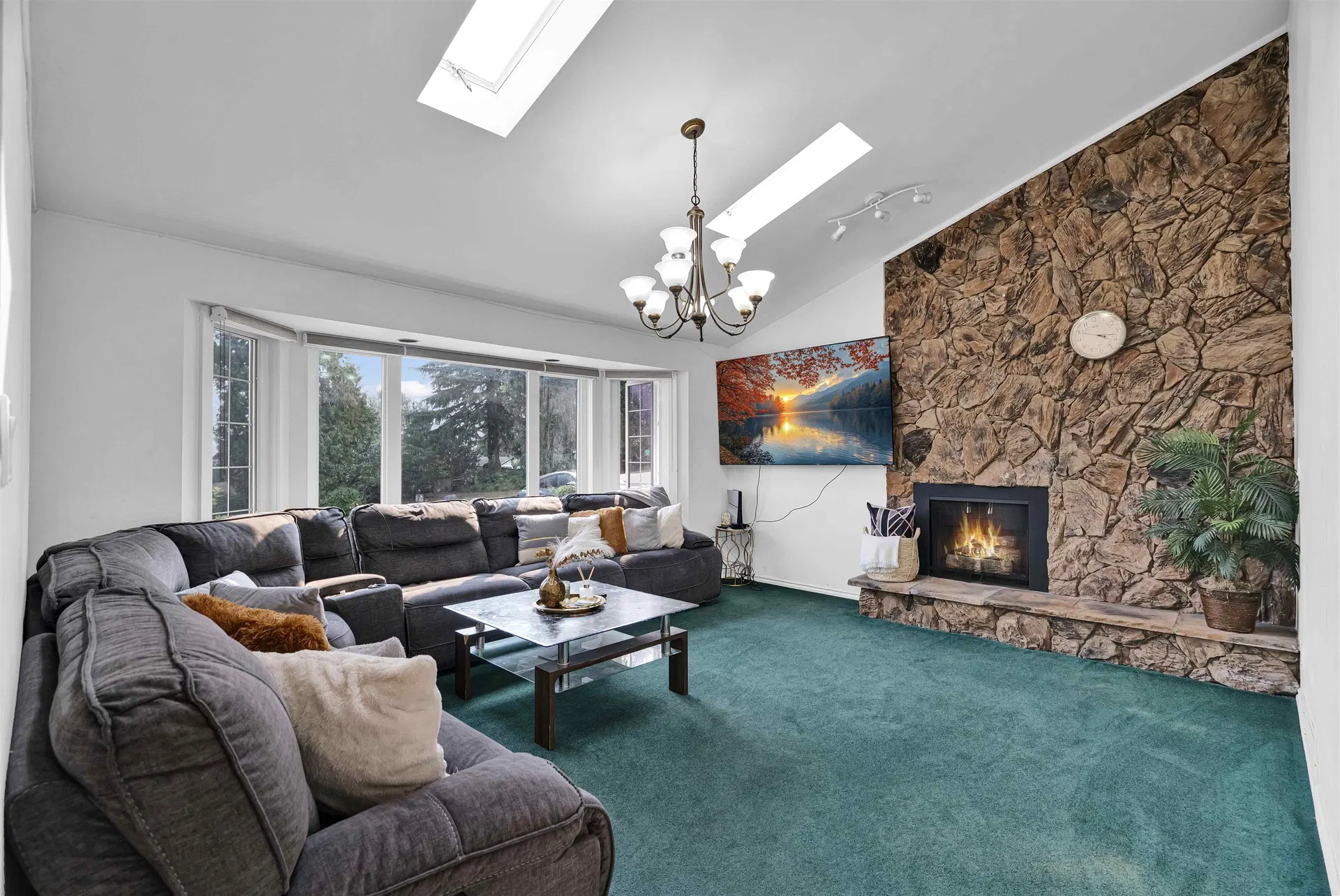 Photo 1 of 27 at 12921 Southridge Drive