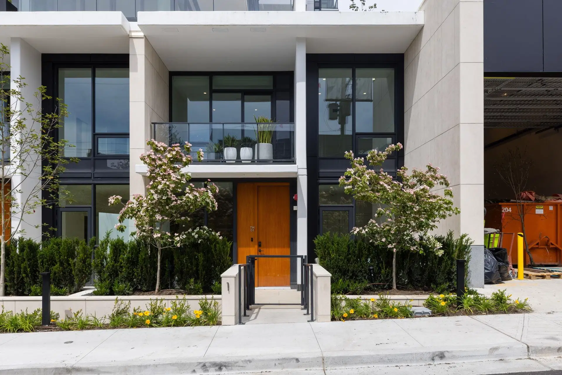 TH8 – 135 13th Street