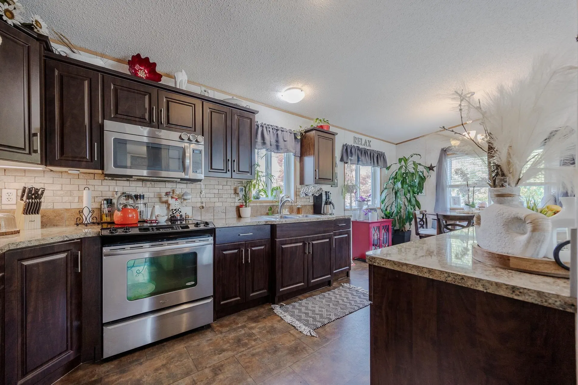 Photo 4 of 40 at #19 – 8220 King George Boulevard