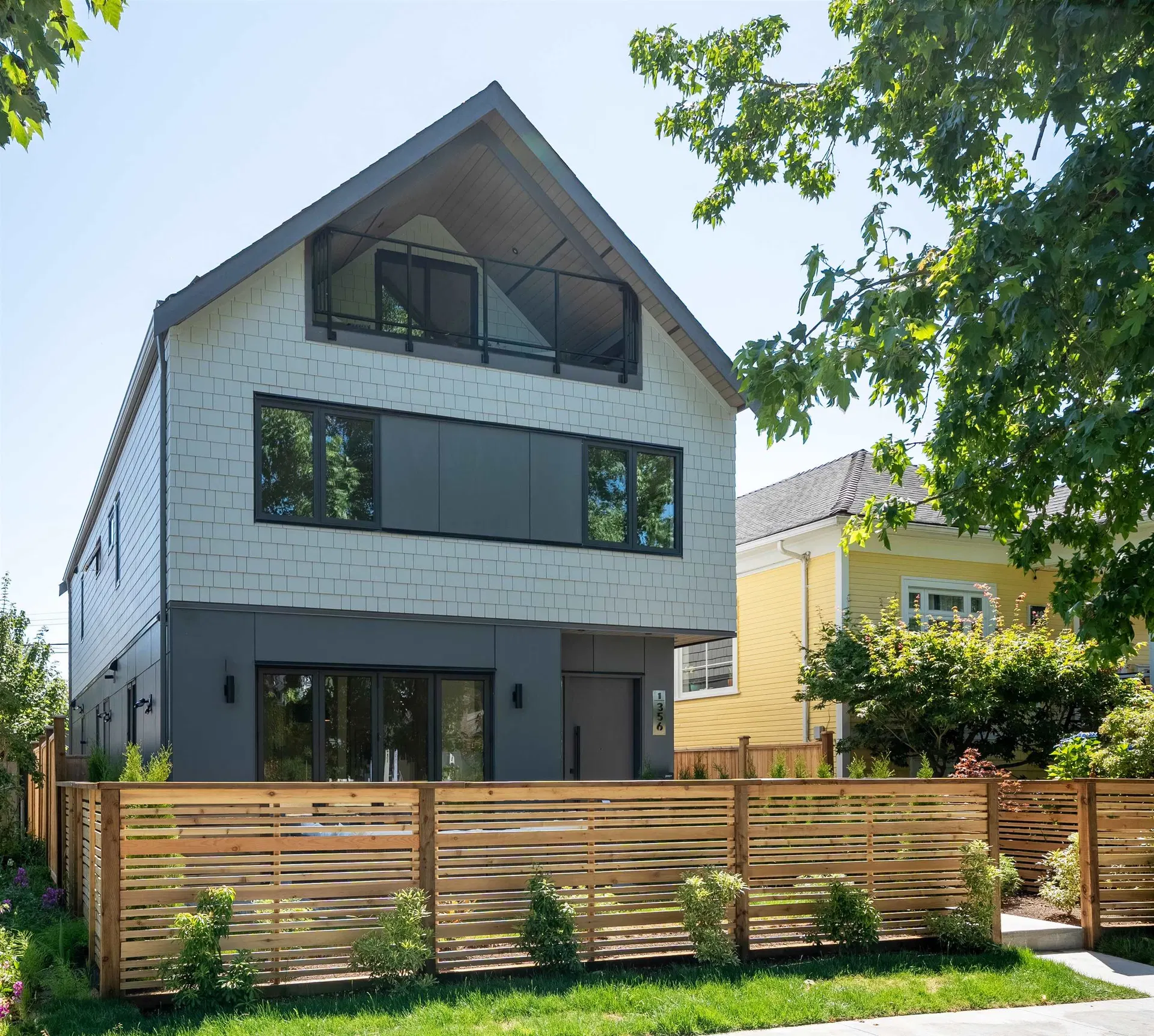 #1 – 356 40th Avenue