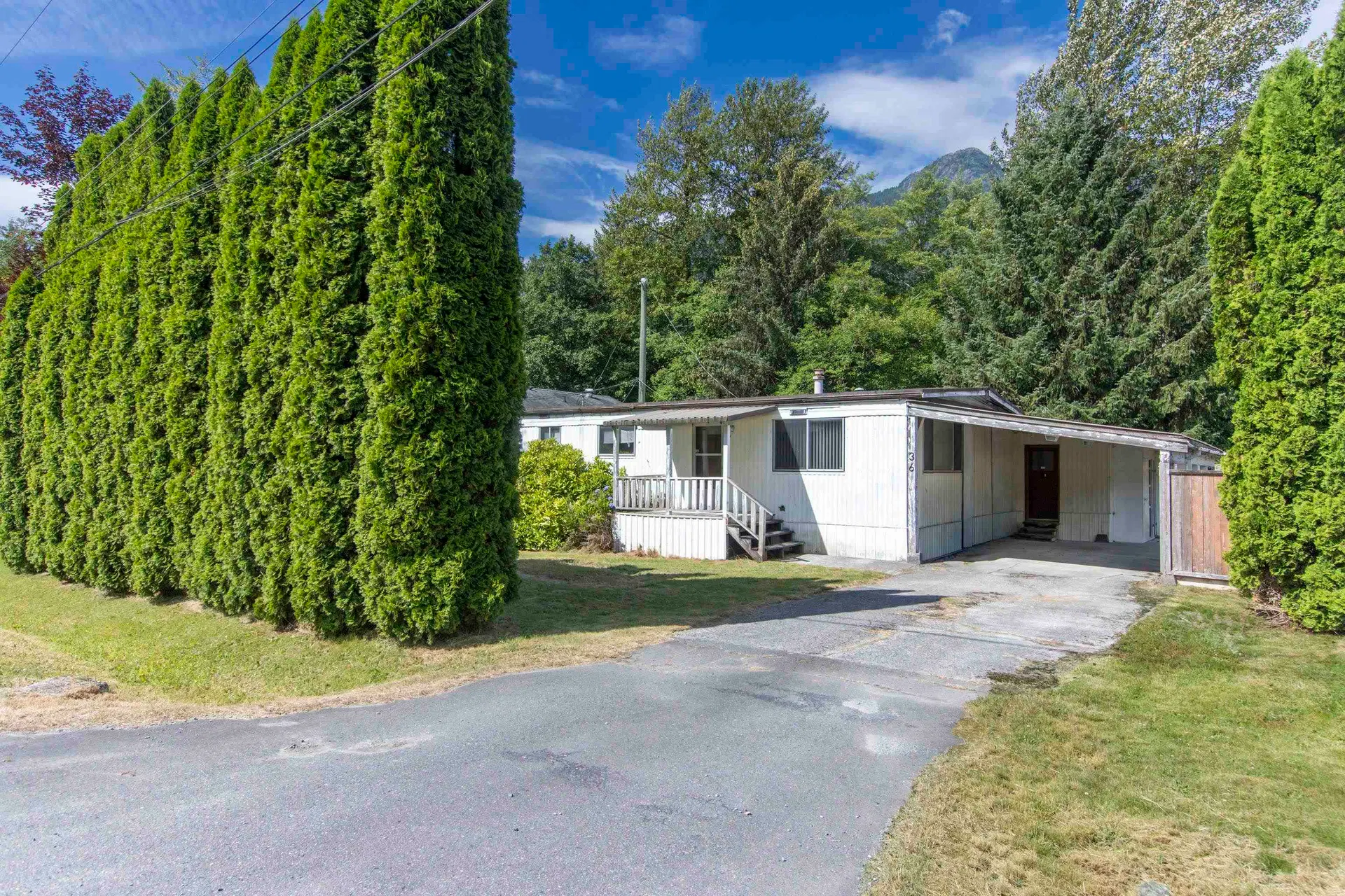 Photo 1 of 24 at 36 Bracken Parkway