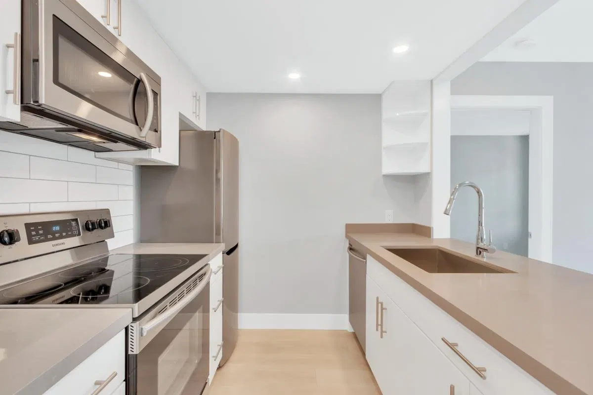 Photo 3 of 26 at #2503 – 438 Seymour Street