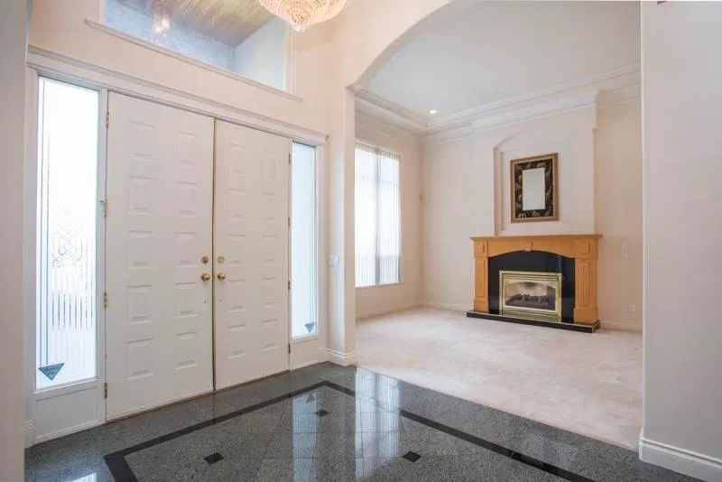 Photo 2 of 40 at 3648 Semlin Drive
