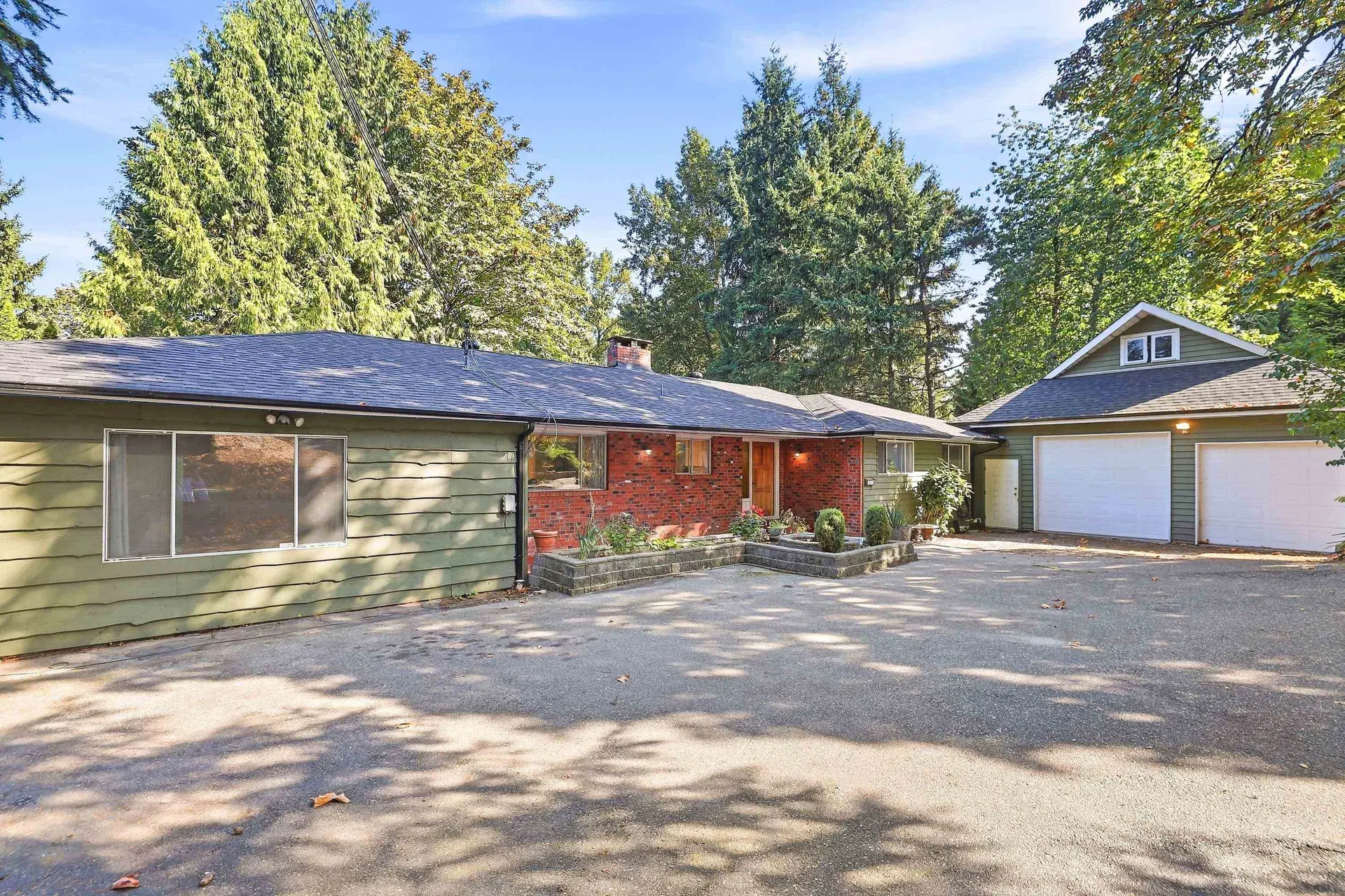 Photo 2 of 36 at 14373 115 Avenue