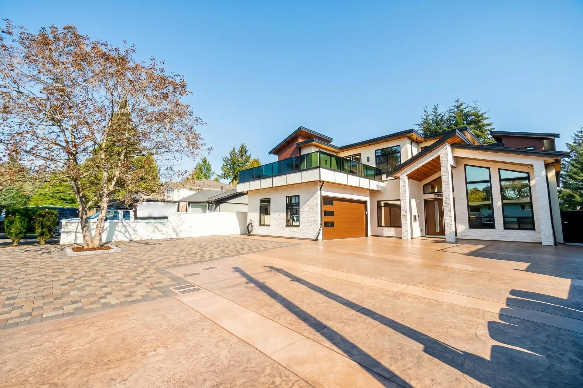 Photo 1 of 35 at 9076 147 Street