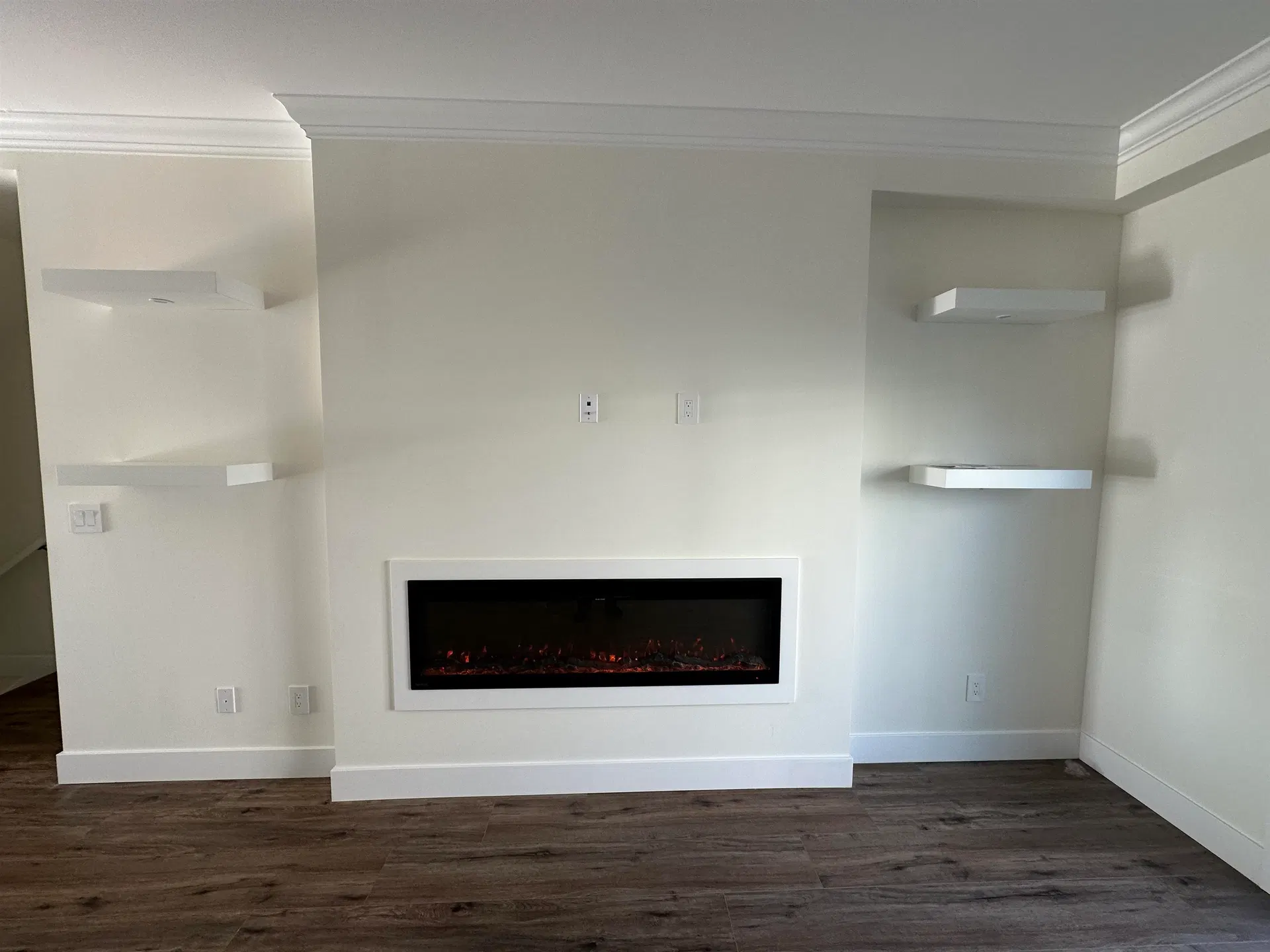 Photo 4 of 23 at #28 – 1115 Roma Avenue
