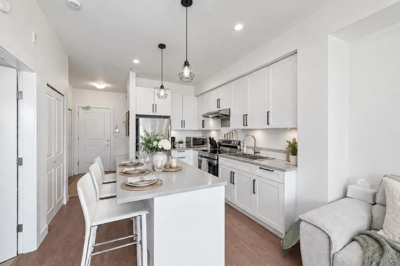 Photo 3 of 14 at #213 – 8360 Delsom Way