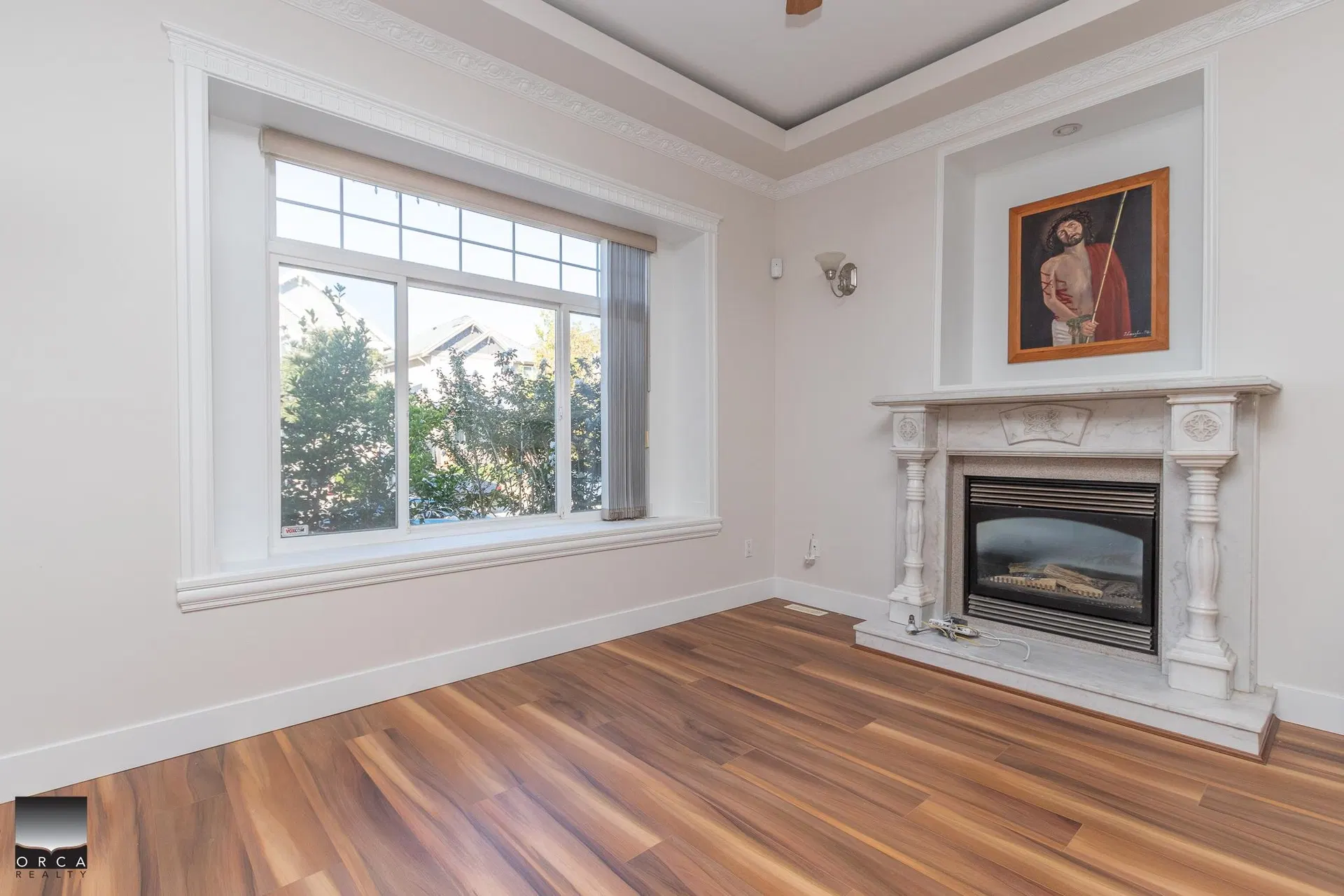 Photo 2 of 29 at upper level – 19130 69a Avenue
