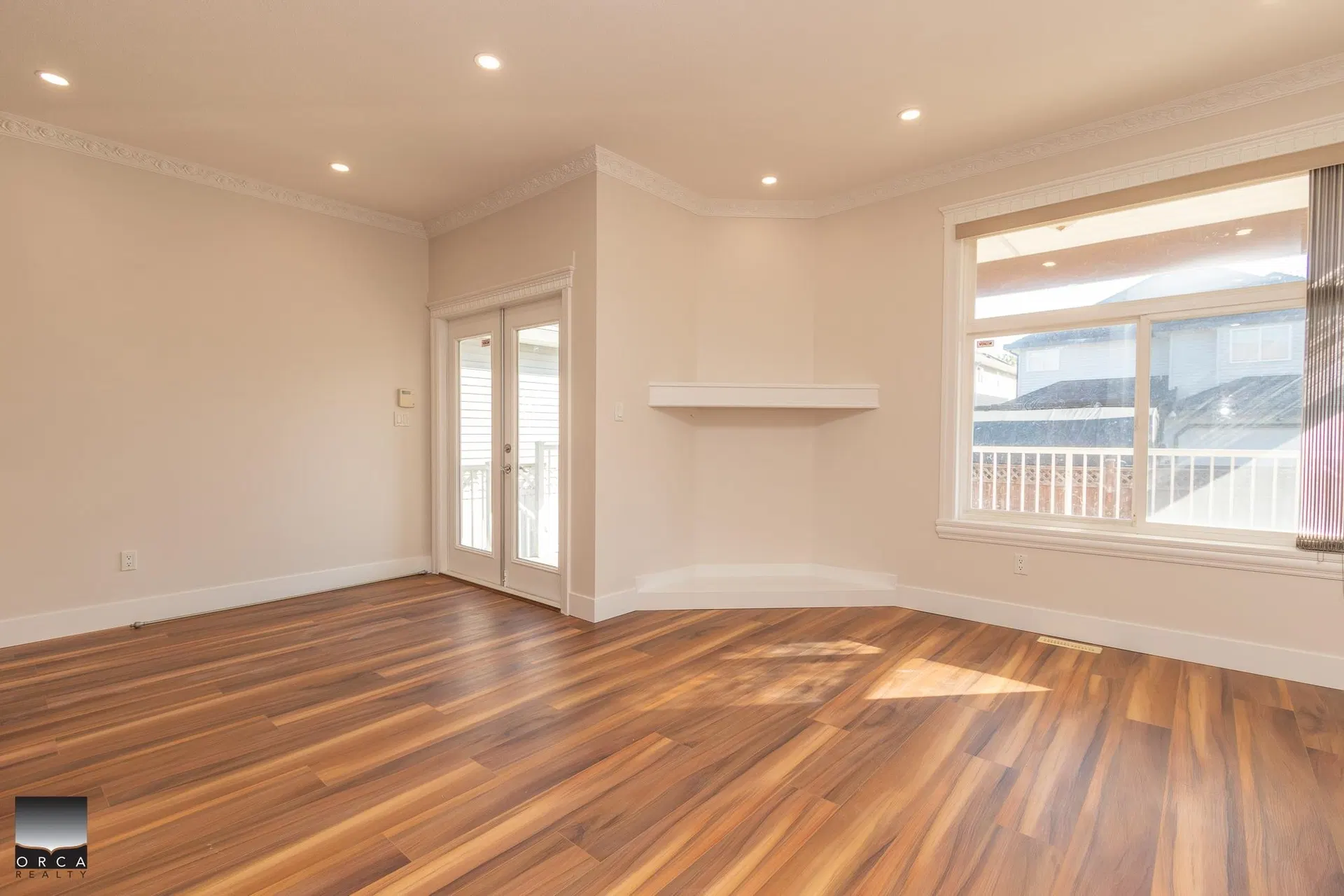 Photo 4 of 29 at upper level – 19130 69a Avenue