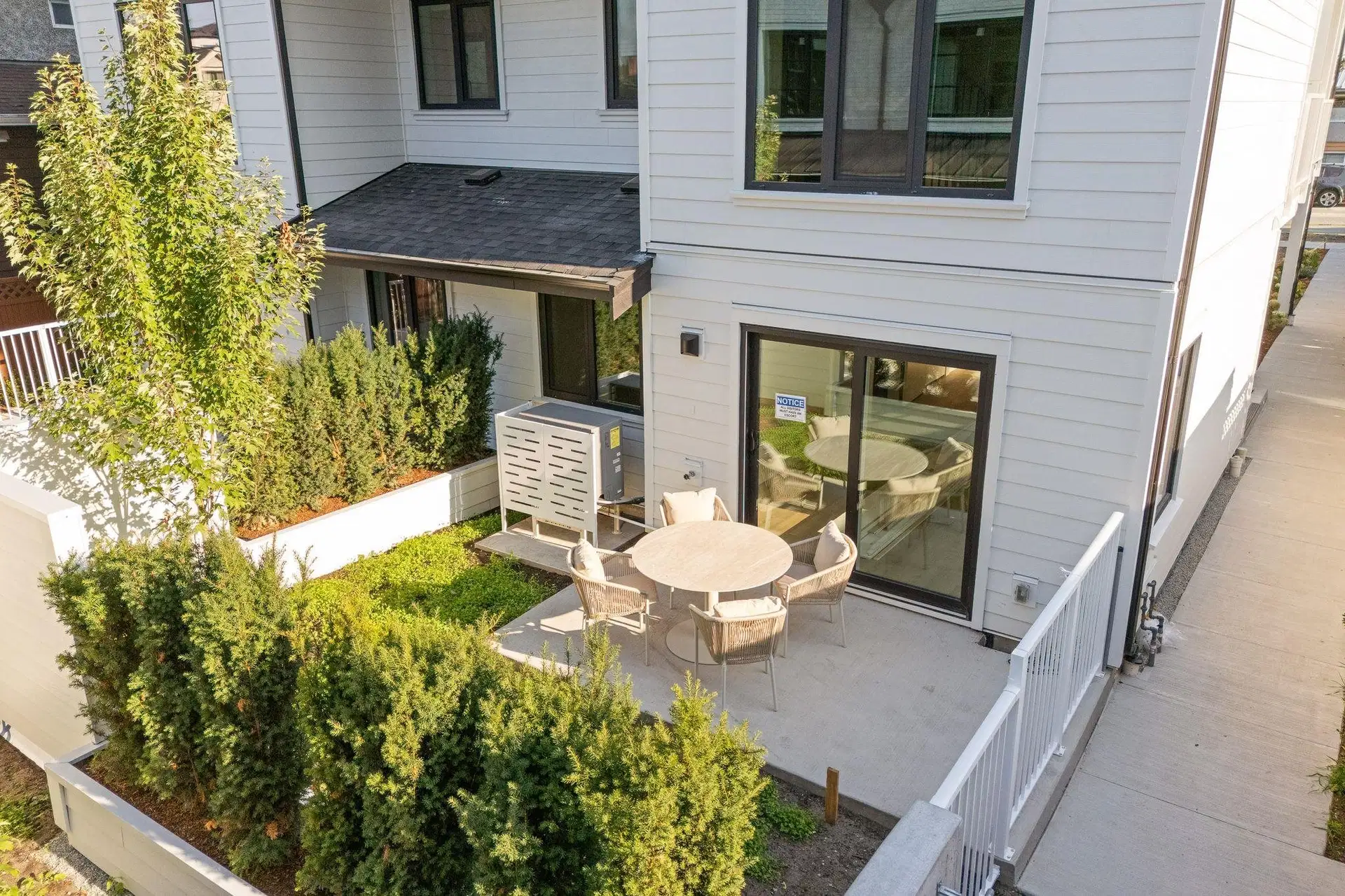 SL 2 – 2333 54th Avenue