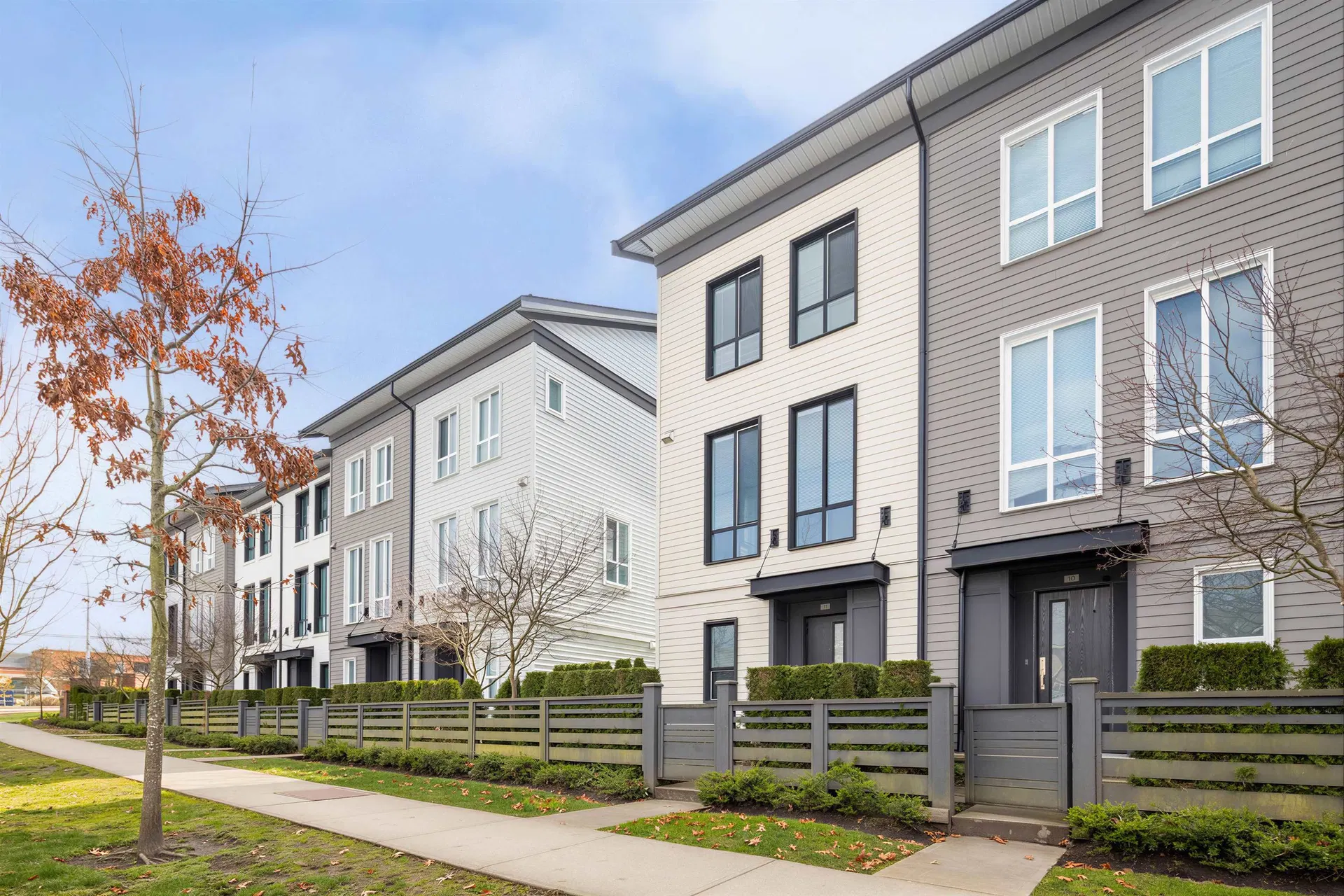 Photo 2 of 36 at #11 – 15938 27 Avenue