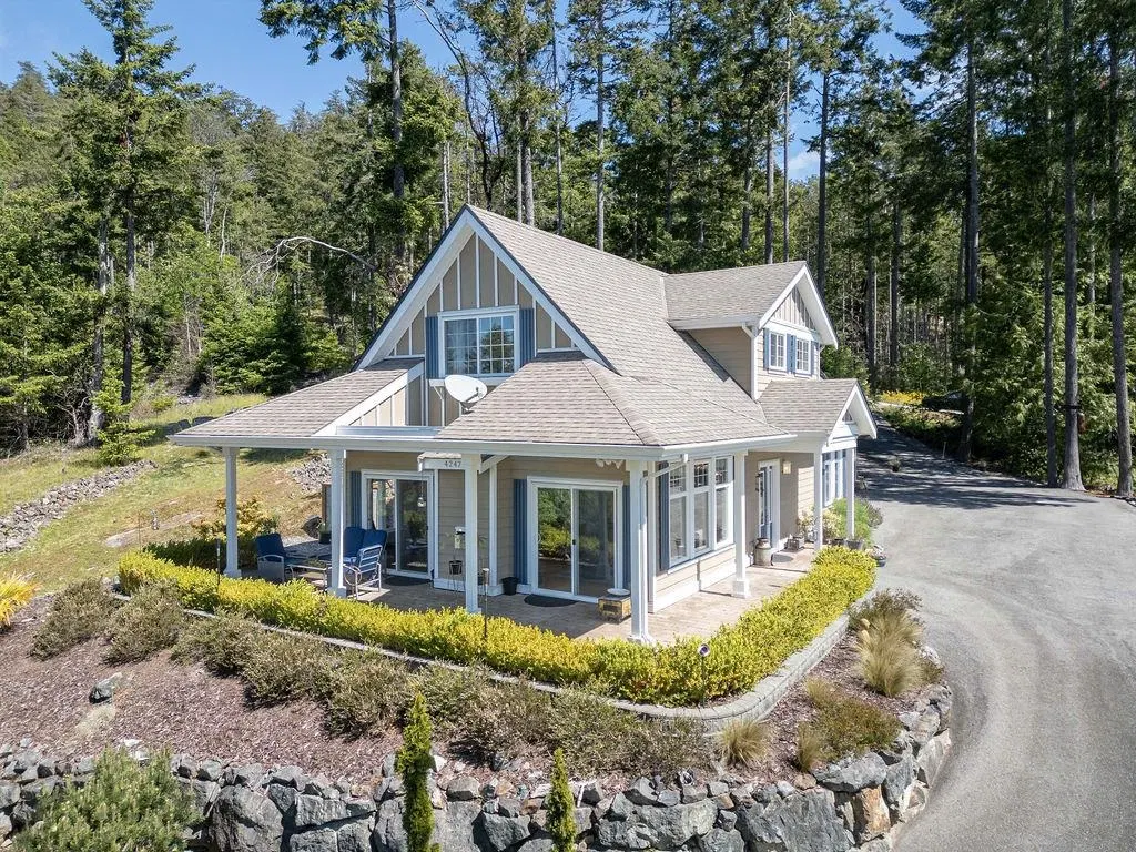 Photo 1 of 40 at 4247 Johnston Heights Drive
