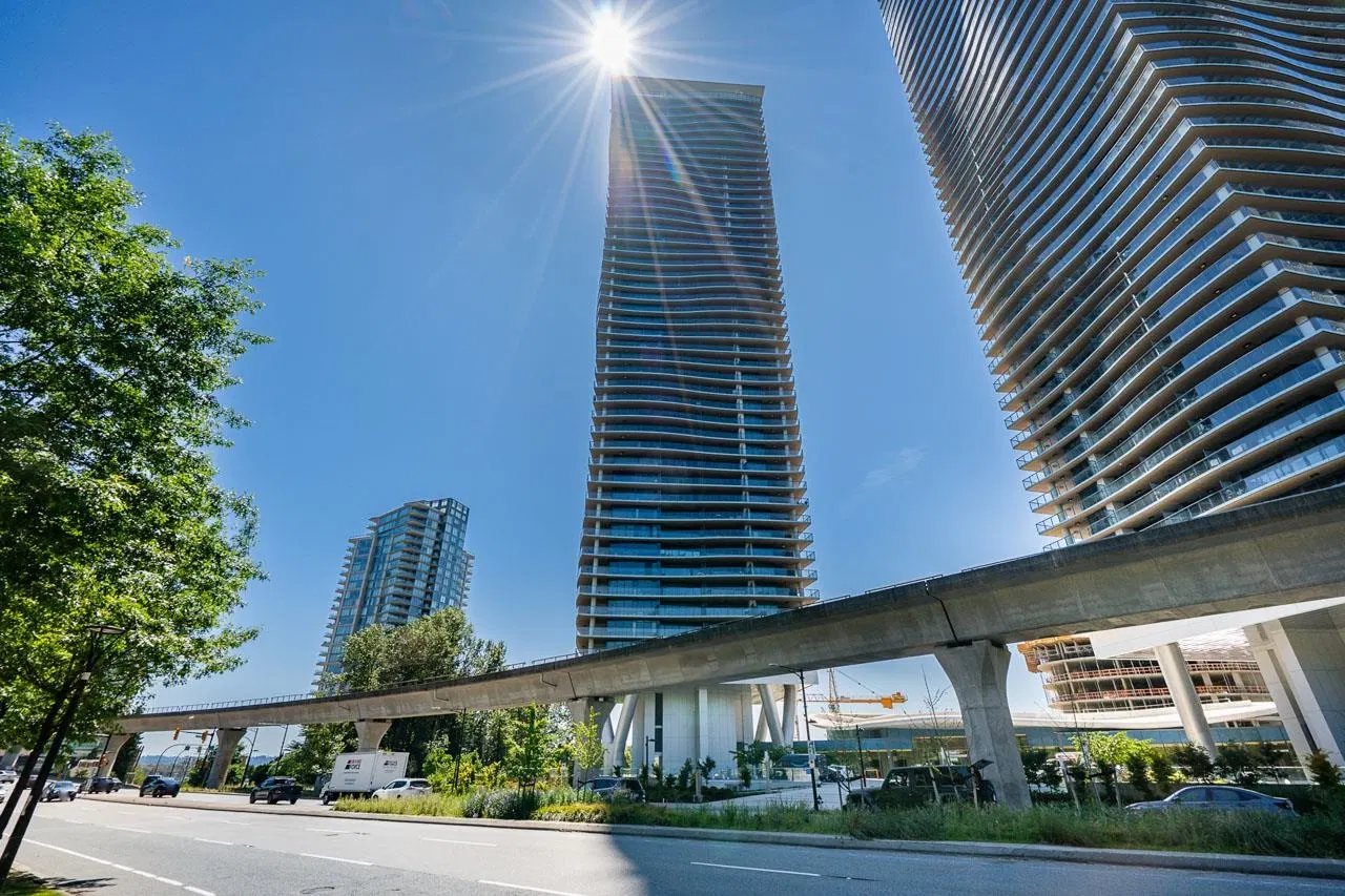 Photo 2 of 40 at #2208 – 4890 Lougheed Highway