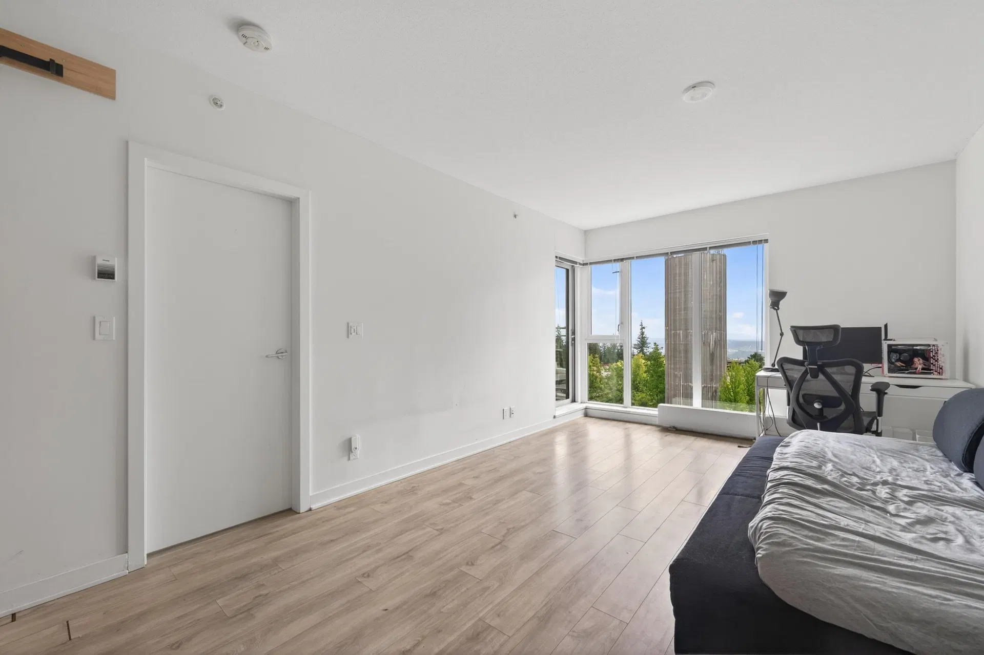 Photo 5 of 25 at #1103 – 8940 University Crescent