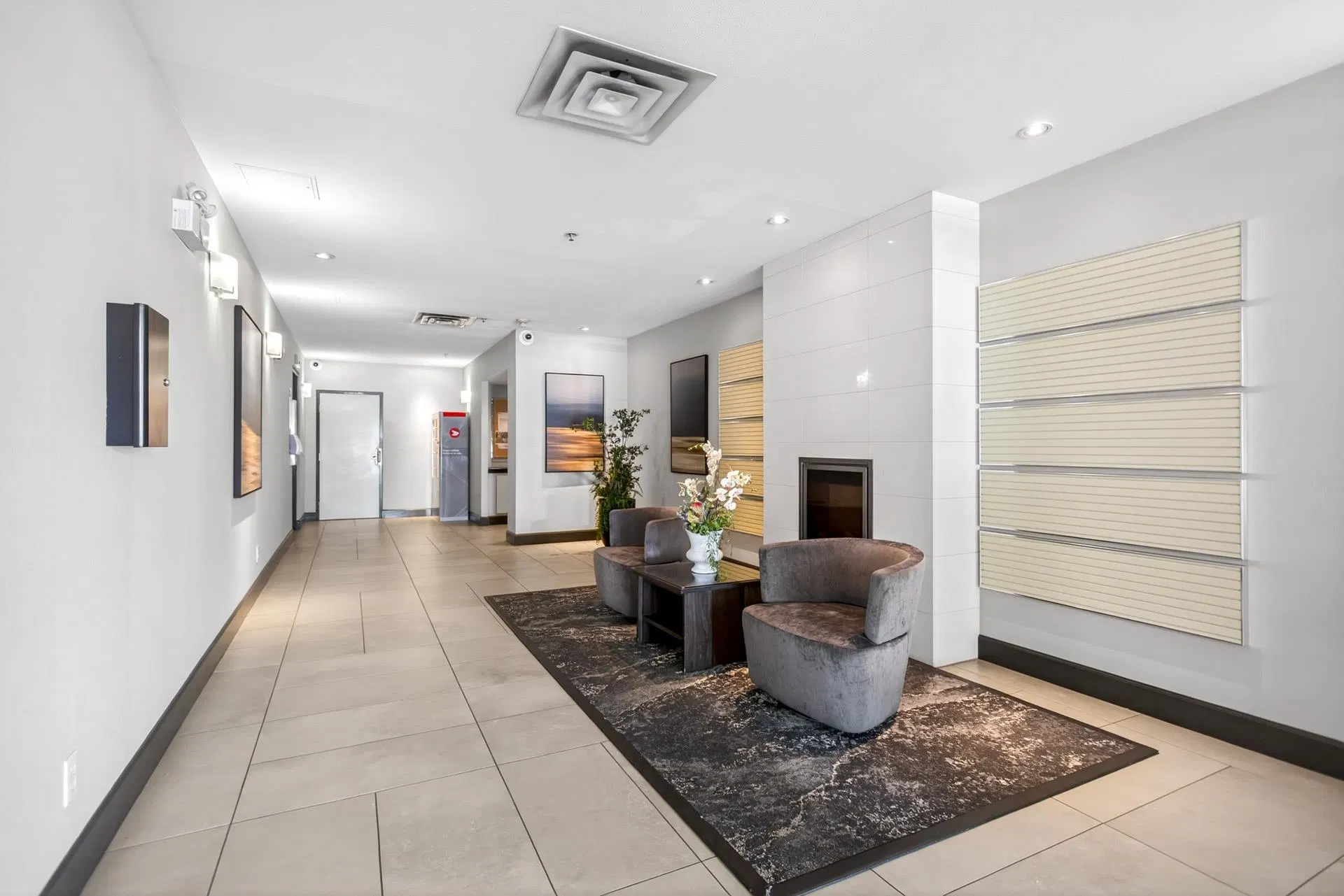 Photo 2 of 34 at #409 – 220 Newport Drive