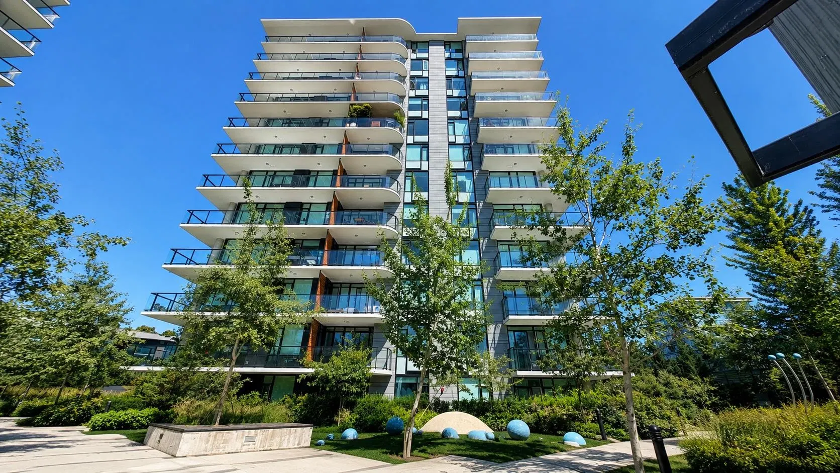 Photo 5 of 35 at #1301 – 8761 University Crescent