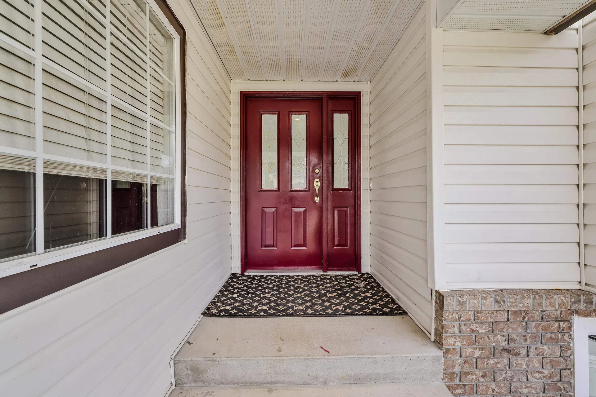 Photo 3 of 37 at 2907 Crossley Drive