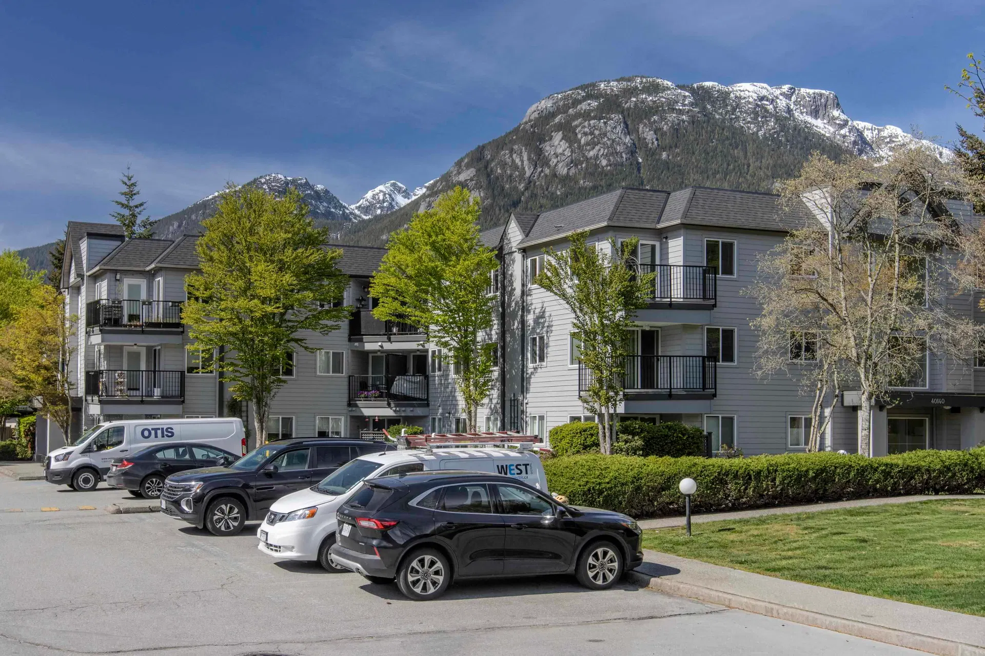 Photo 1 of 16 at C308 – 40140 Willow Crescent
