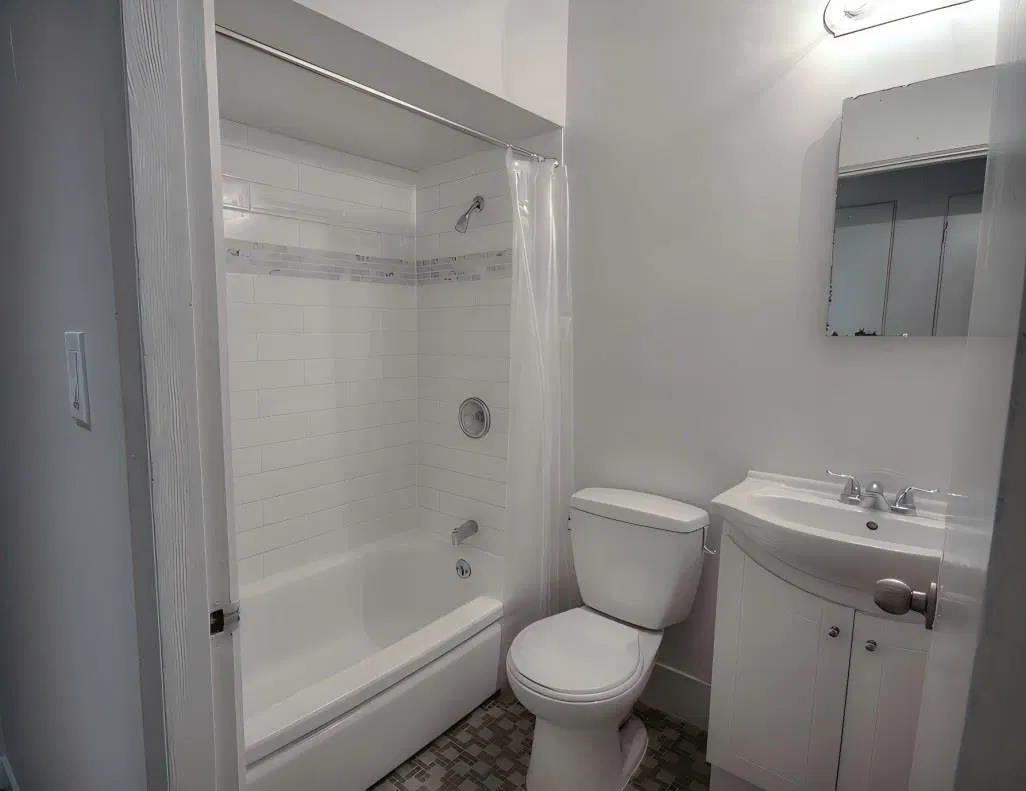 Photo 4 of 14 at #104 – 1540 Haro Street
