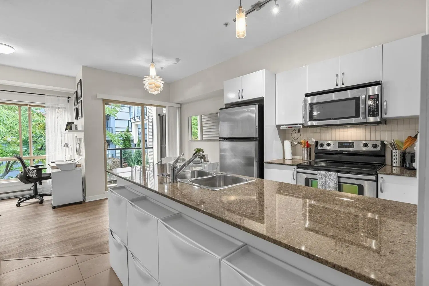 Photo 5 of 35 at #316 – 13789 107a Avenue