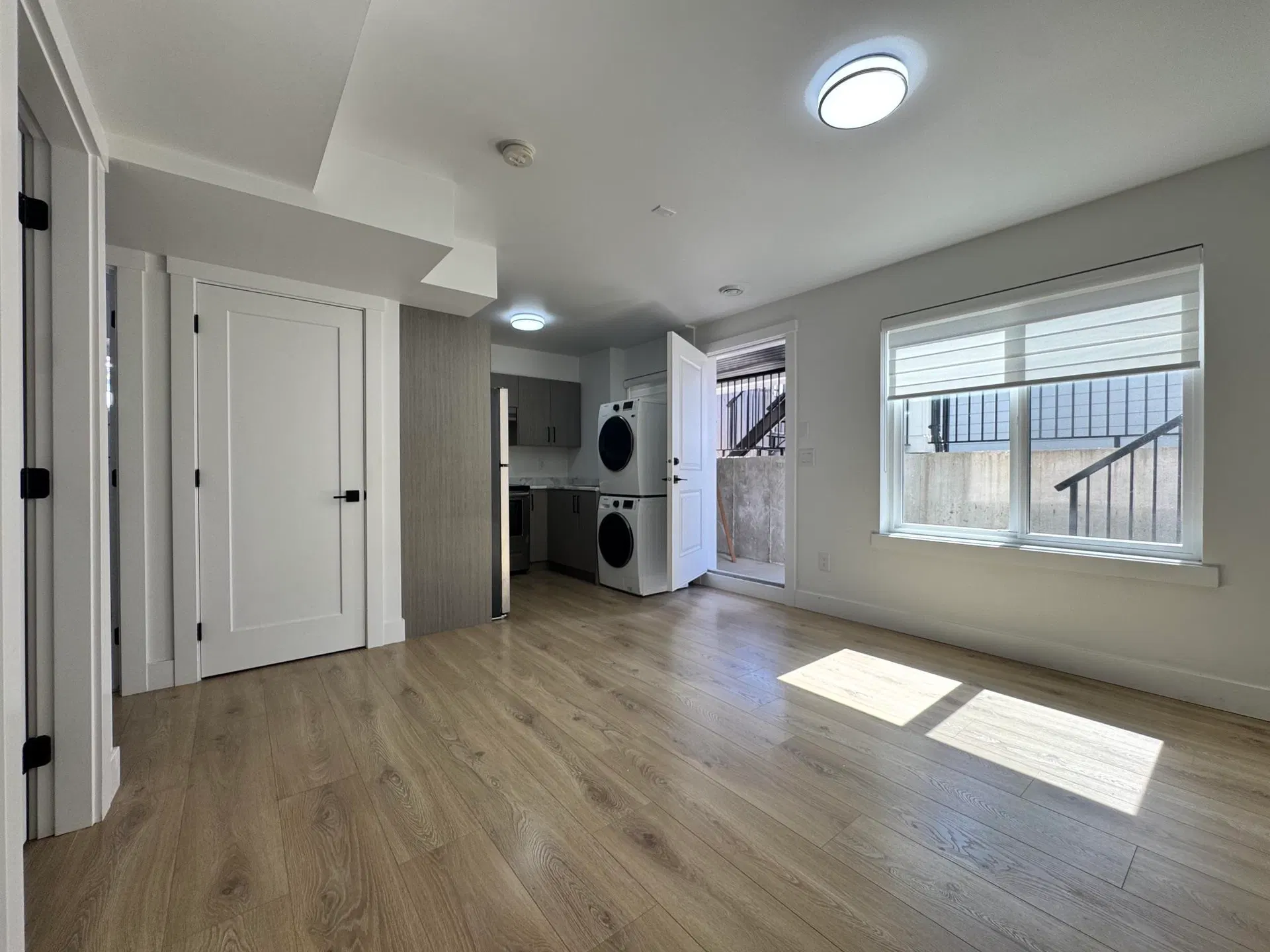 Photo 3 of 14 at Basement rental – 16794 20a Avenue