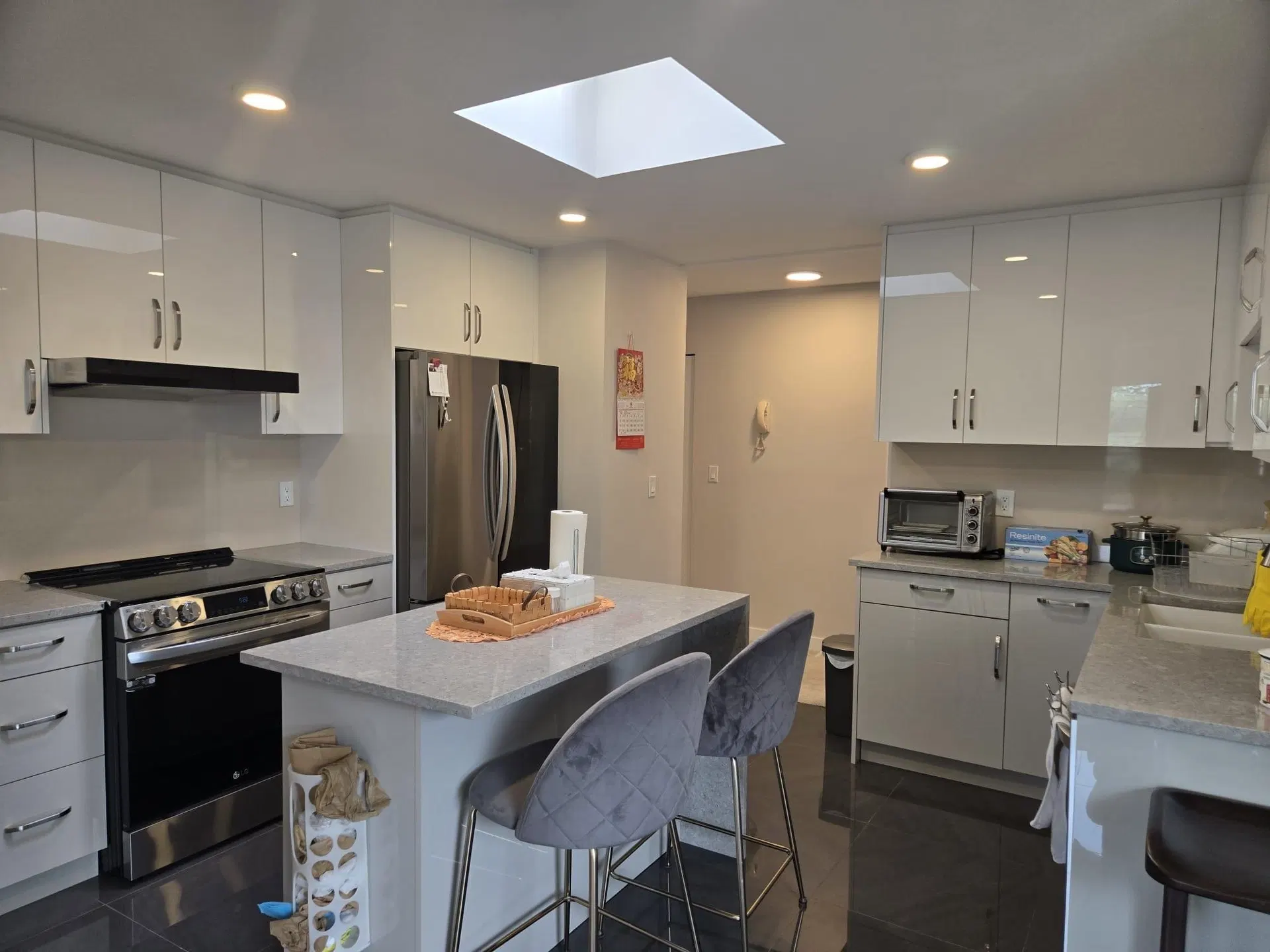 Photo 4 of 31 at #302 – 7651 Abercrombie Drive
