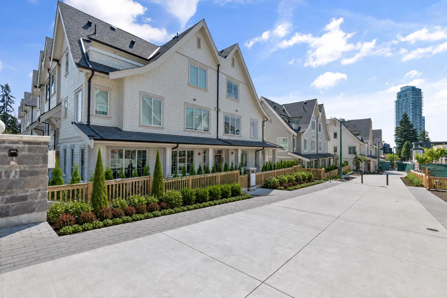 Photo 2 of 40 at #125 – 720 Robinson Street