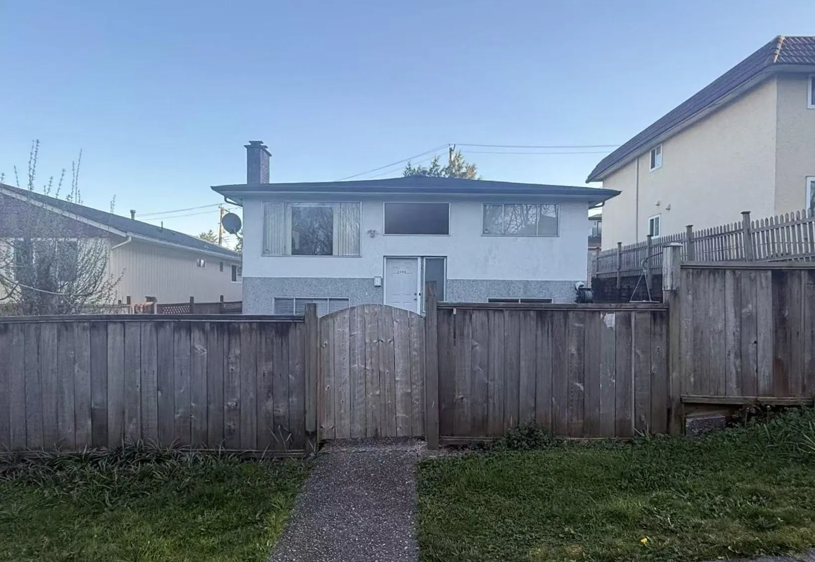 Photo 1 of 14 at 3466 E 2nd Avenue