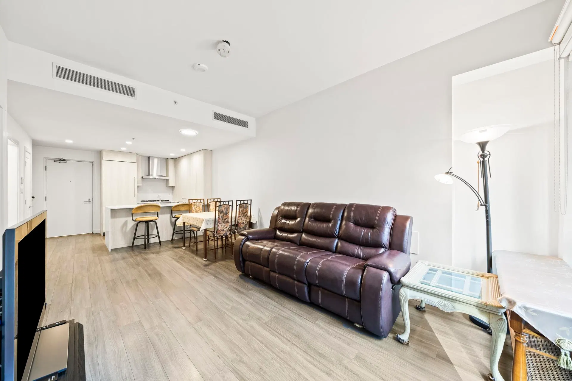 Photo 4 of 40 at TH103 – 2351 Beta Avenue