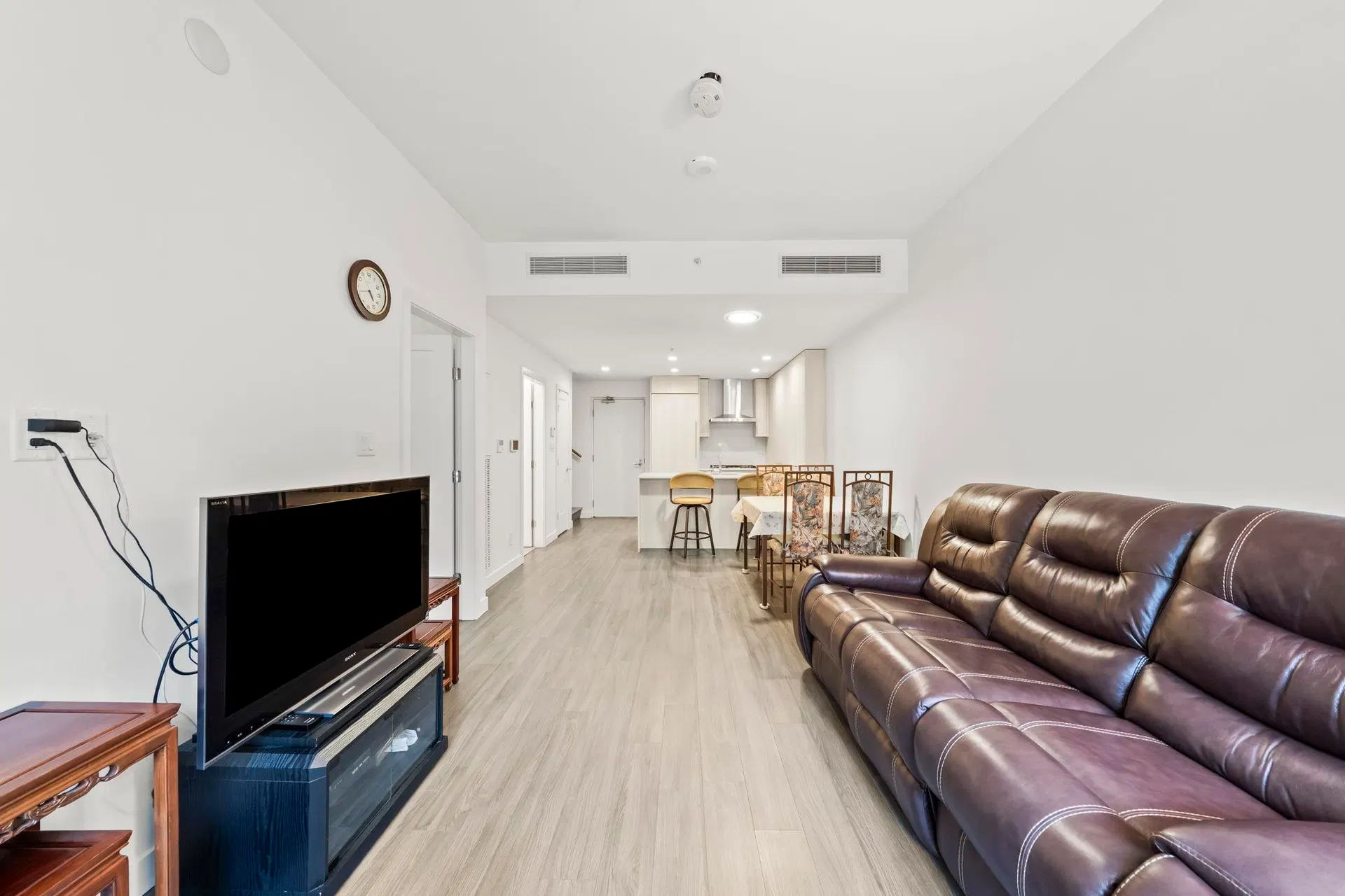 Photo 5 of 40 at TH103 – 2351 Beta Avenue