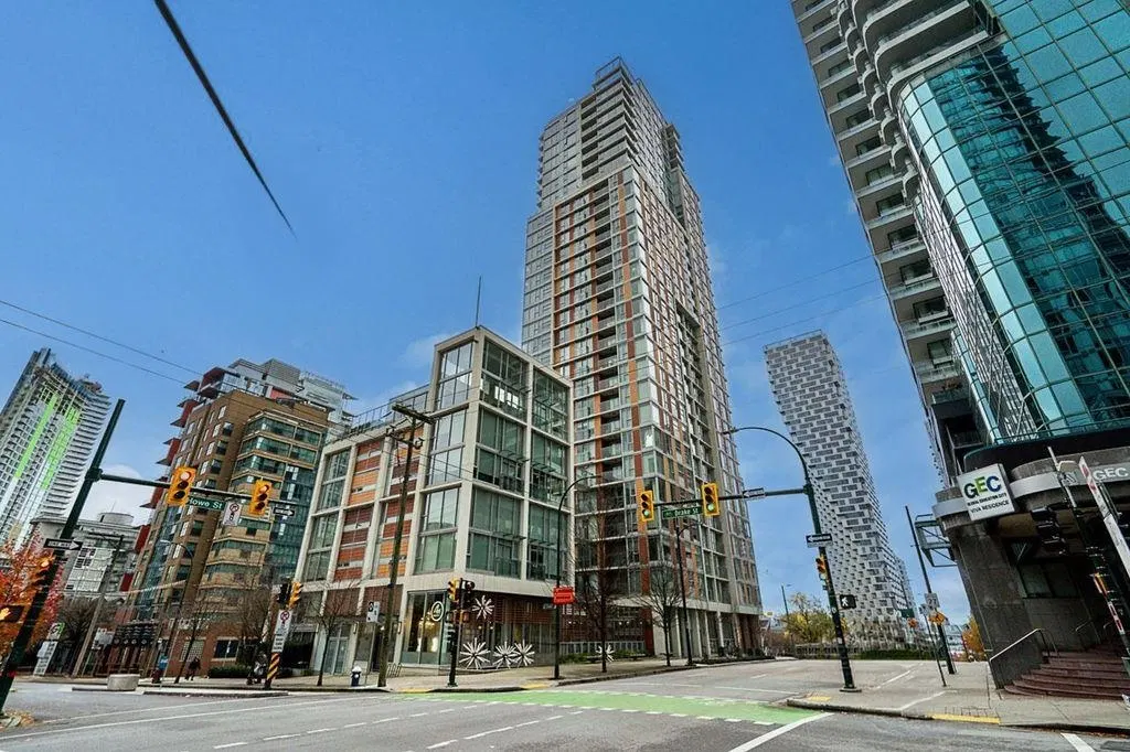 #307 – 1351 Continental Street