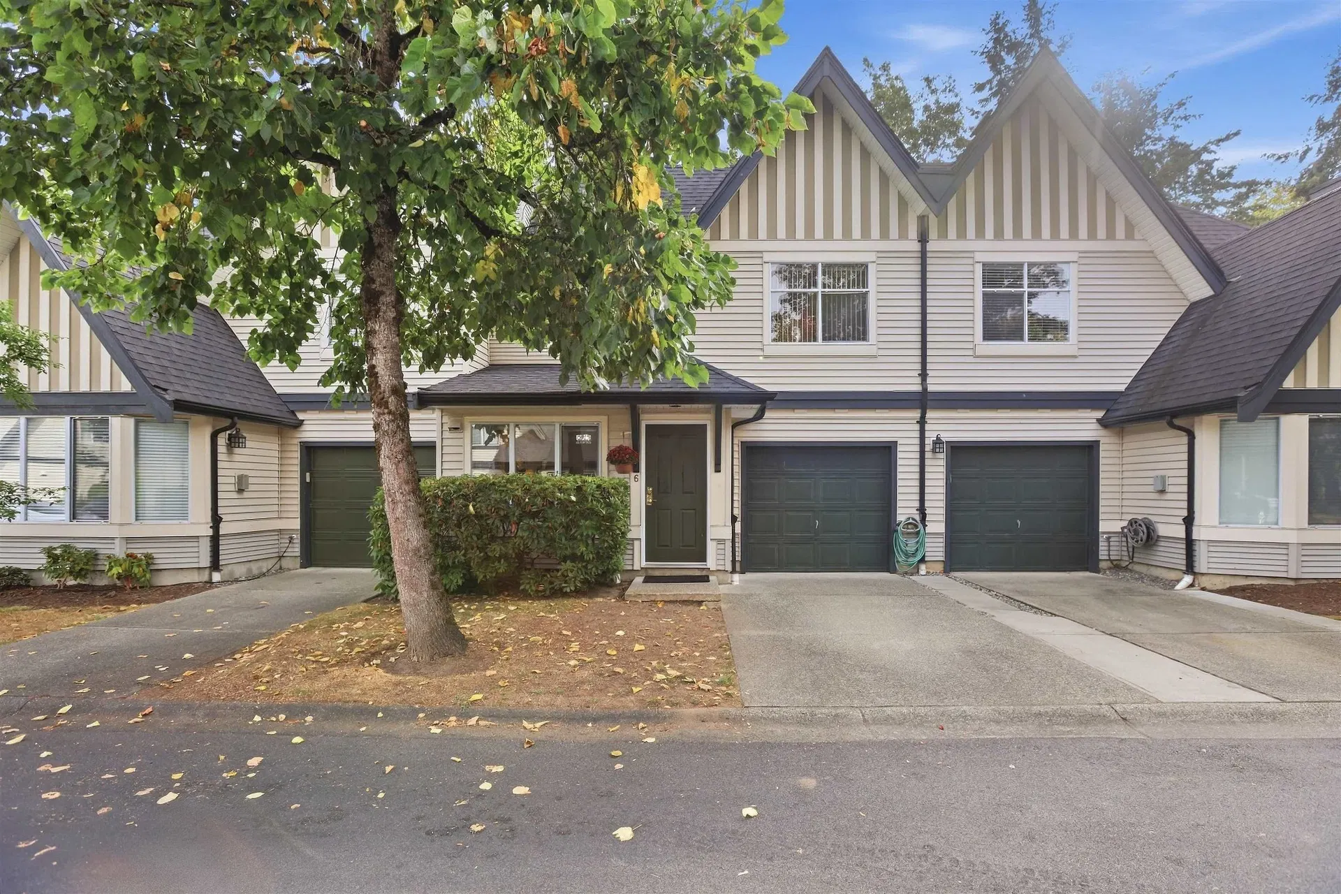 #6 – 18883 65 Avenue