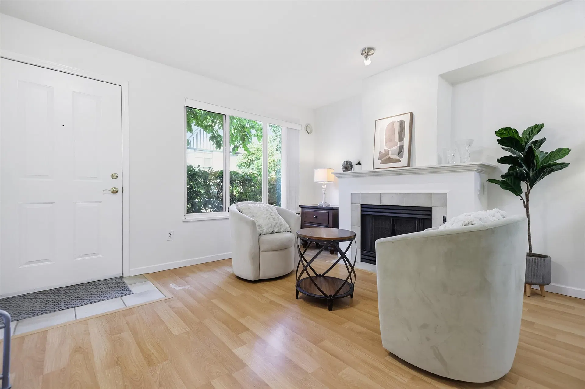 Photo 4 of 32 at #6 – 18883 65 Avenue