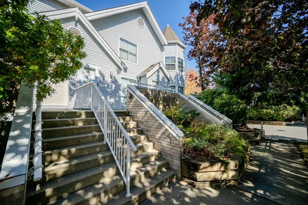 Photo 2 of 28 at #16 – 13713 72a Avenue