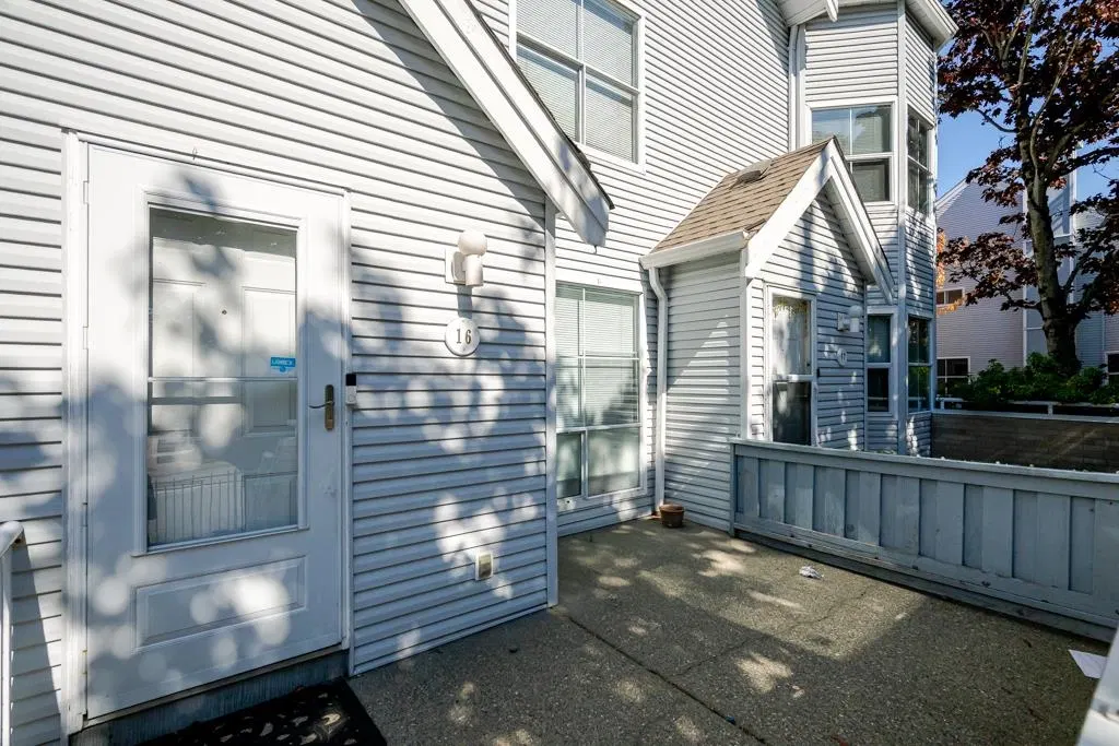Photo 3 of 28 at #16 – 13713 72a Avenue
