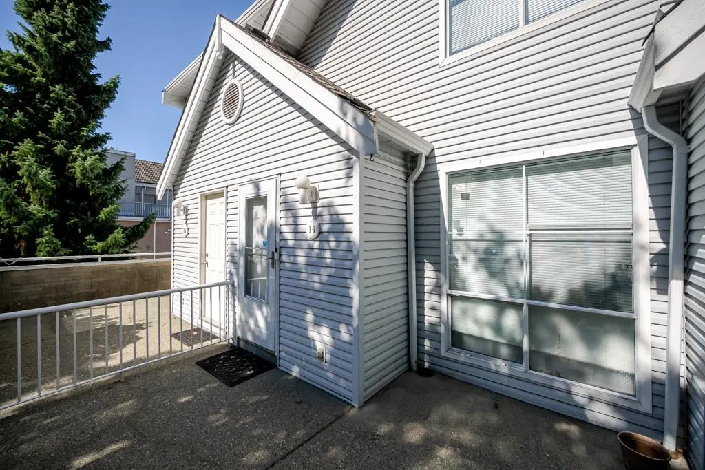 Photo 4 of 28 at #16 – 13713 72a Avenue