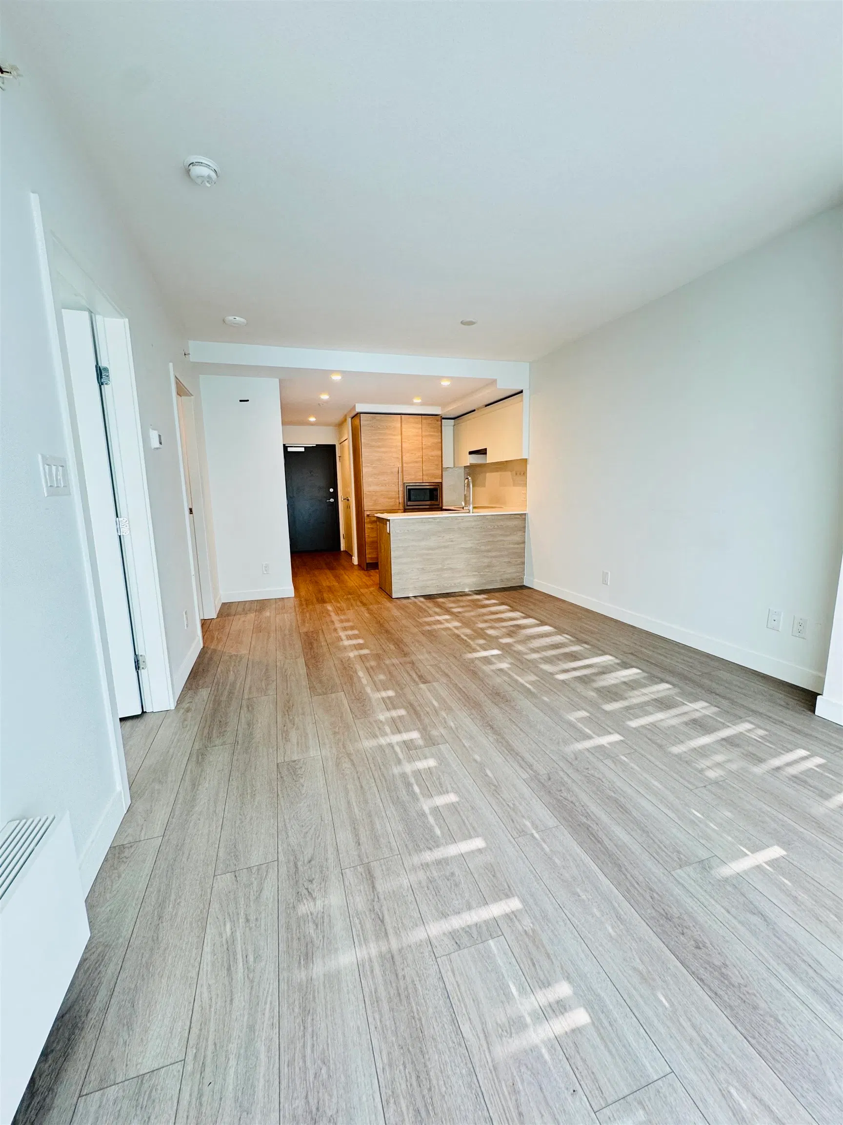 Photo 2 of 20 at #3102 – 13615 Fraser Highway