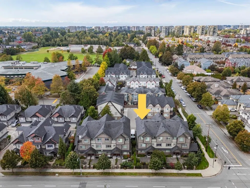 Photo 4 of 39 at #4 – 9840 Alberta Road