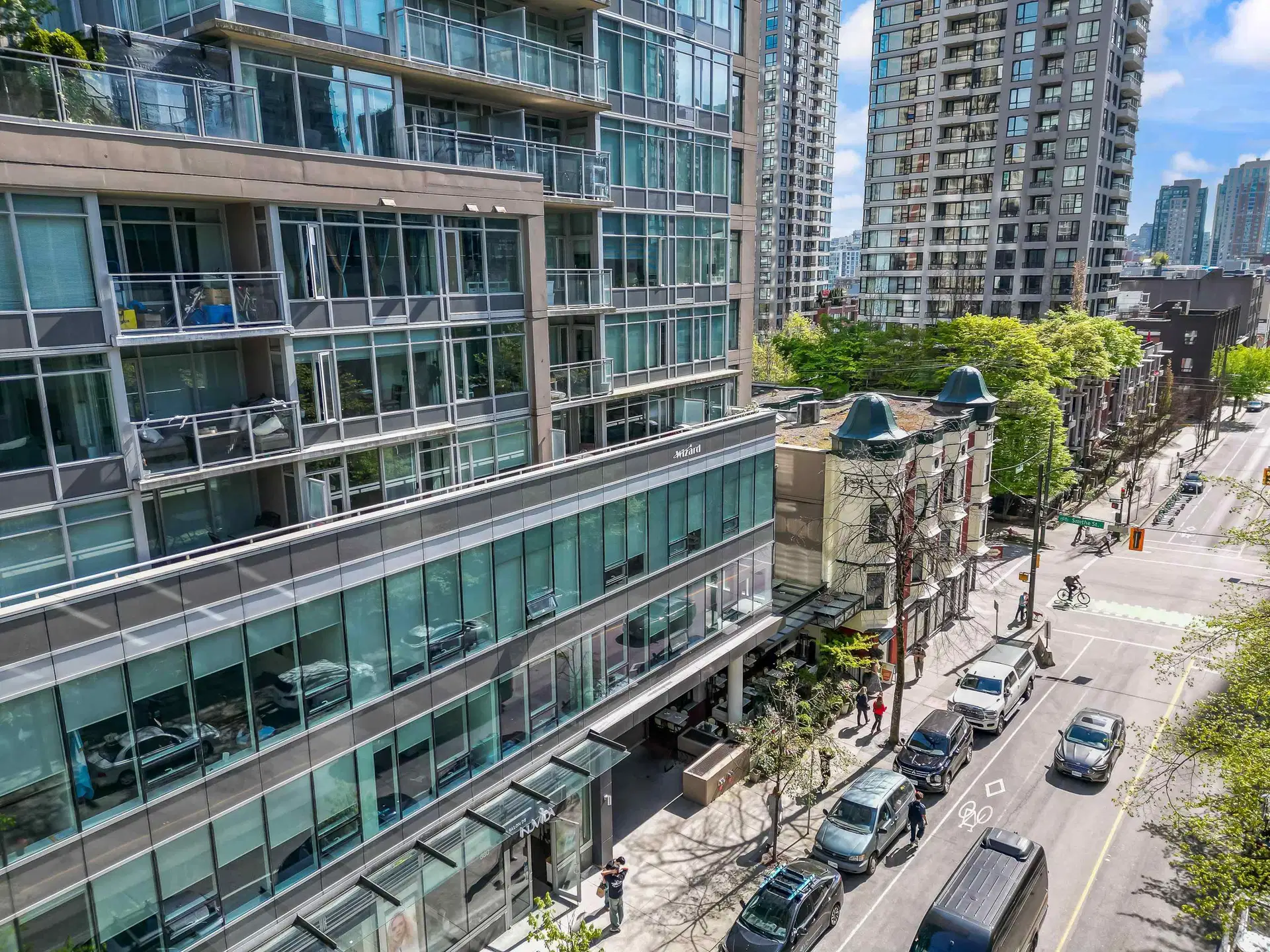 #708 – 888 Homer Street