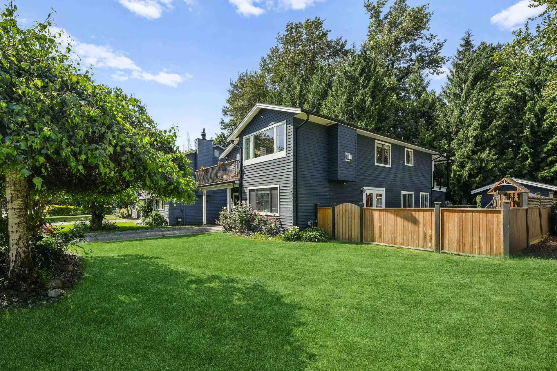 1737 Anderson Way