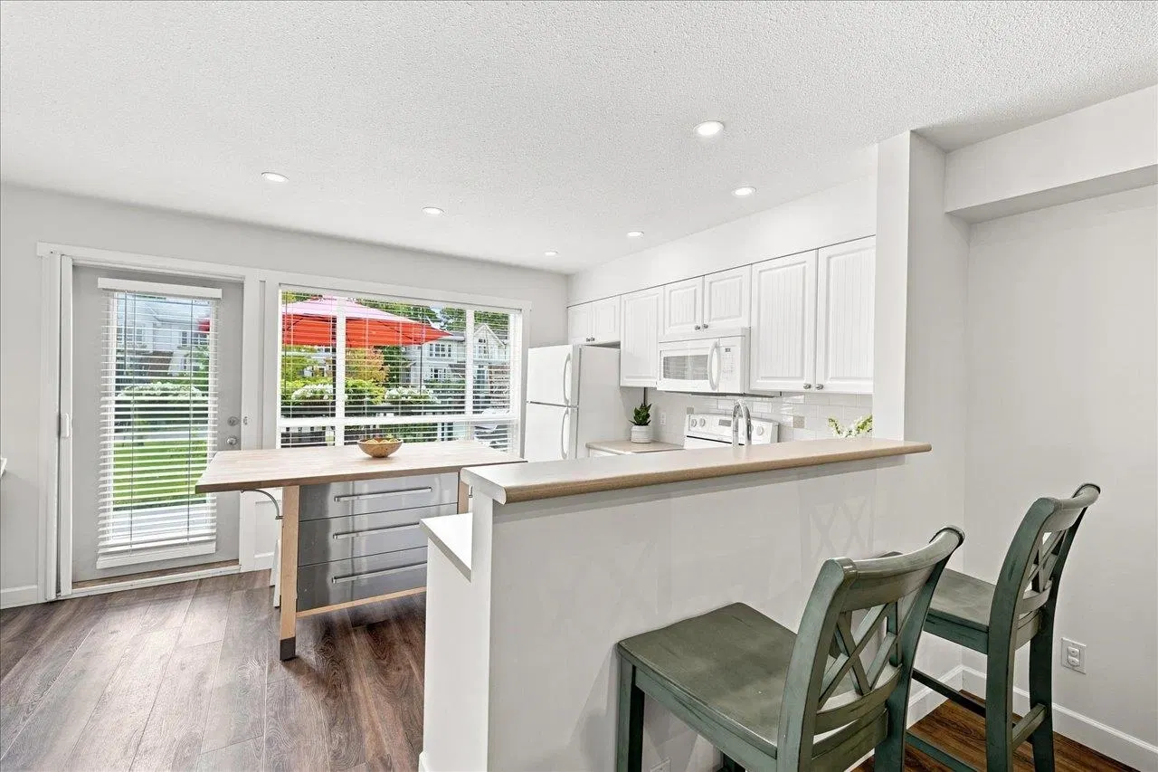 Photo 5 of 29 at #29 – 4787 57 Street