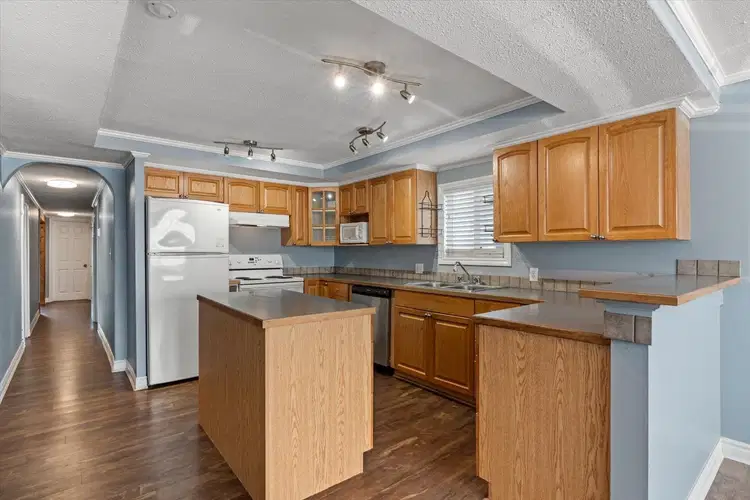 #10 – 45640 Watson Road