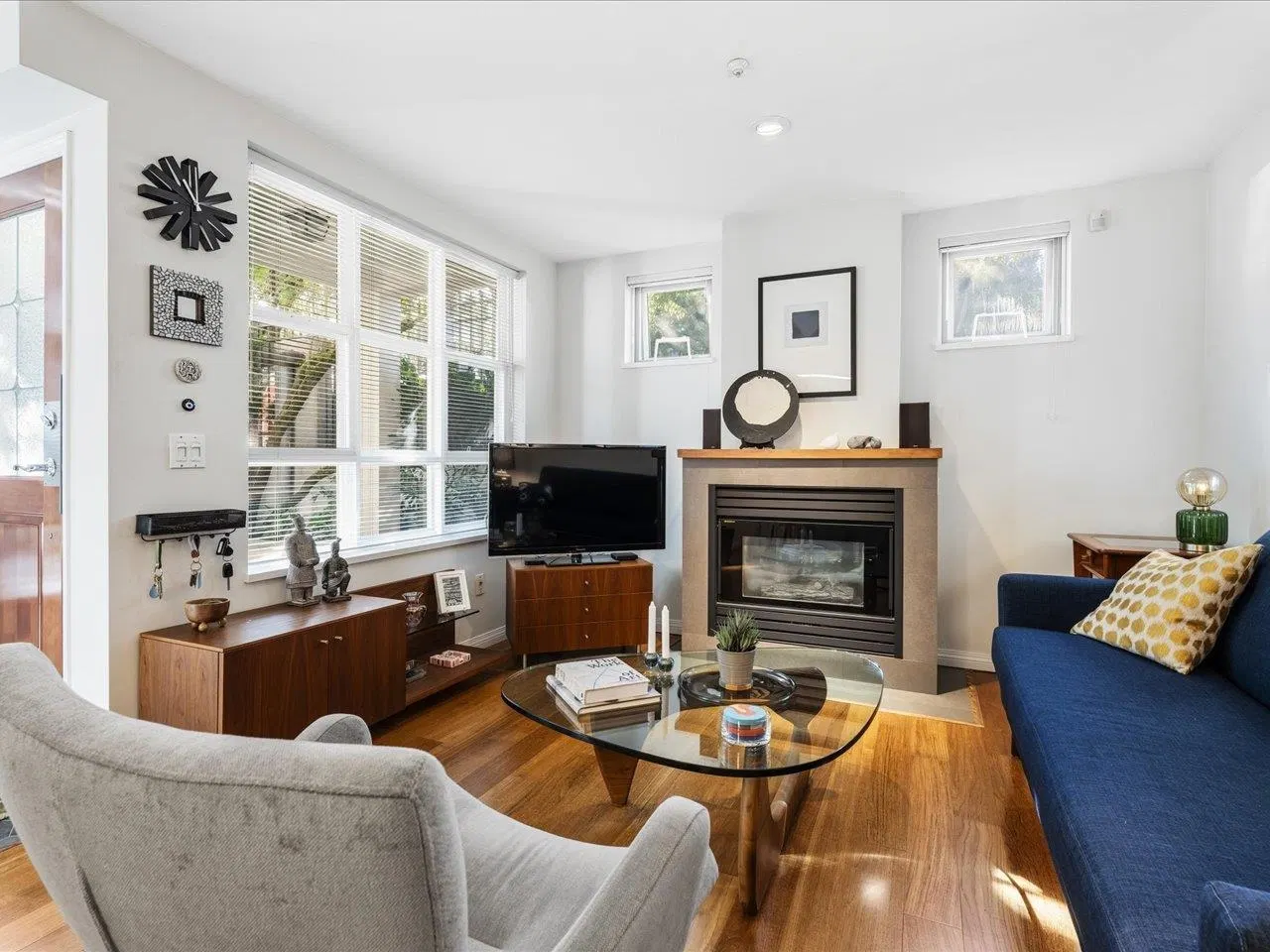 Photo 3 of 23 at #101 – 685 W 7th Avenue